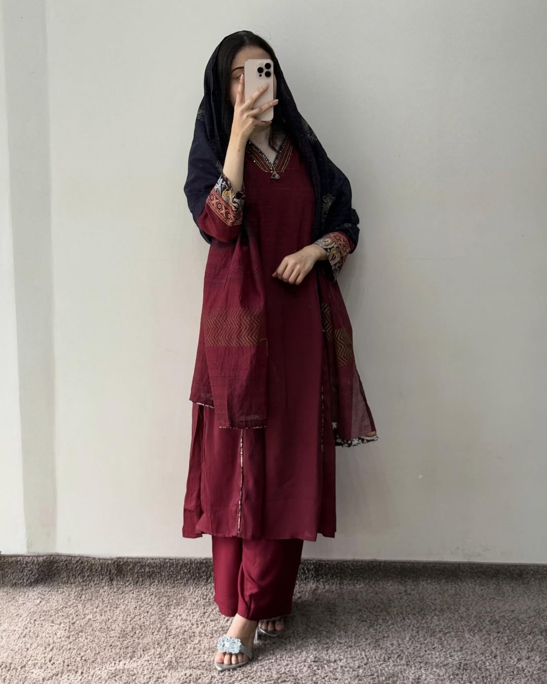 Maroon Mulchanderi suit